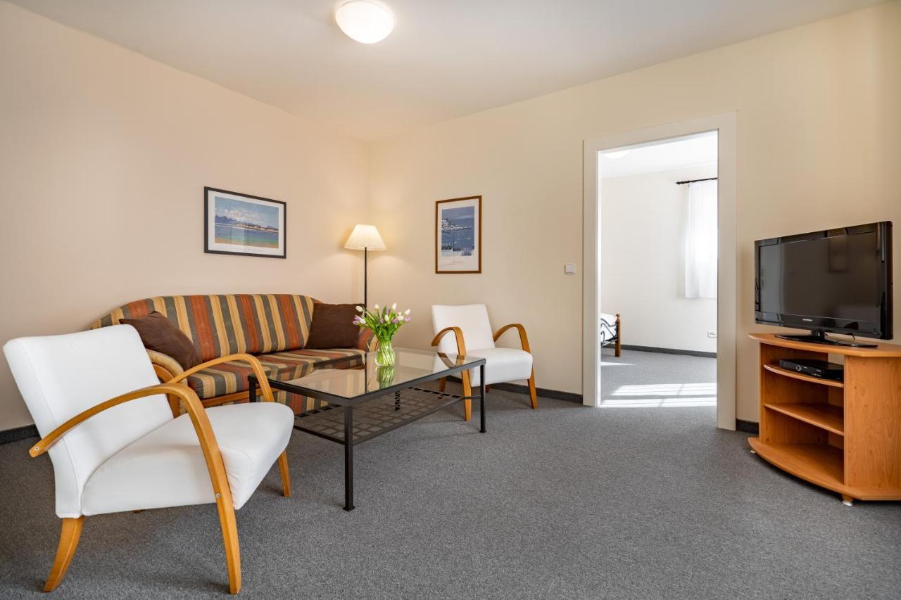 Apartma La Provence Mariánské Lázně Exteriör bild