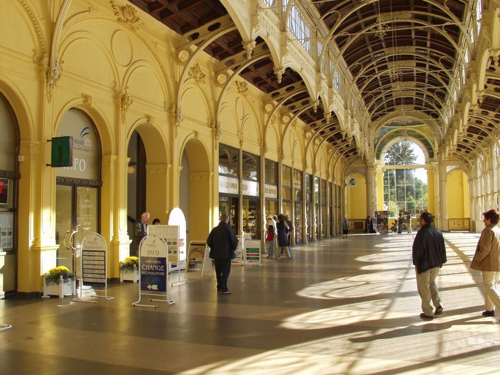 Apartma La Provence Mariánské Lázně Exteriör bild
