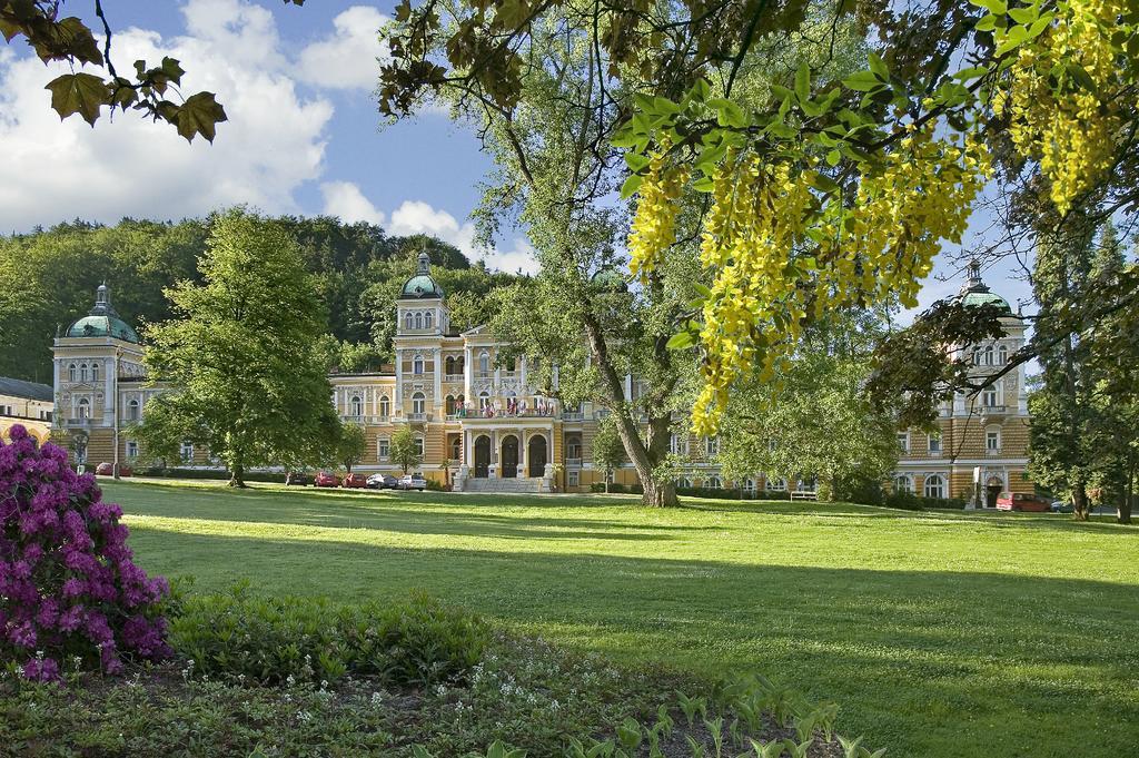 Apartma La Provence Mariánské Lázně Exteriör bild