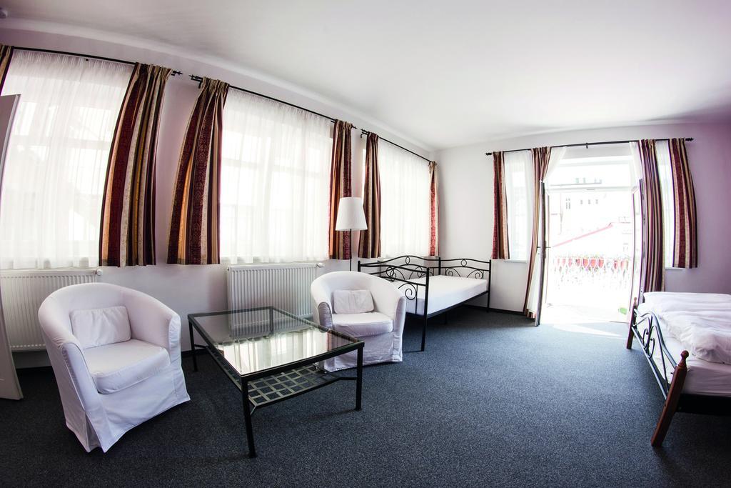 Apartma La Provence Mariánské Lázně Exteriör bild