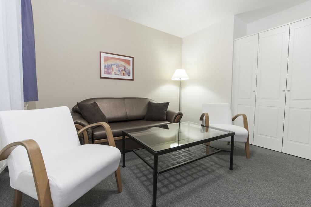 Apartma La Provence Mariánské Lázně Exteriör bild
