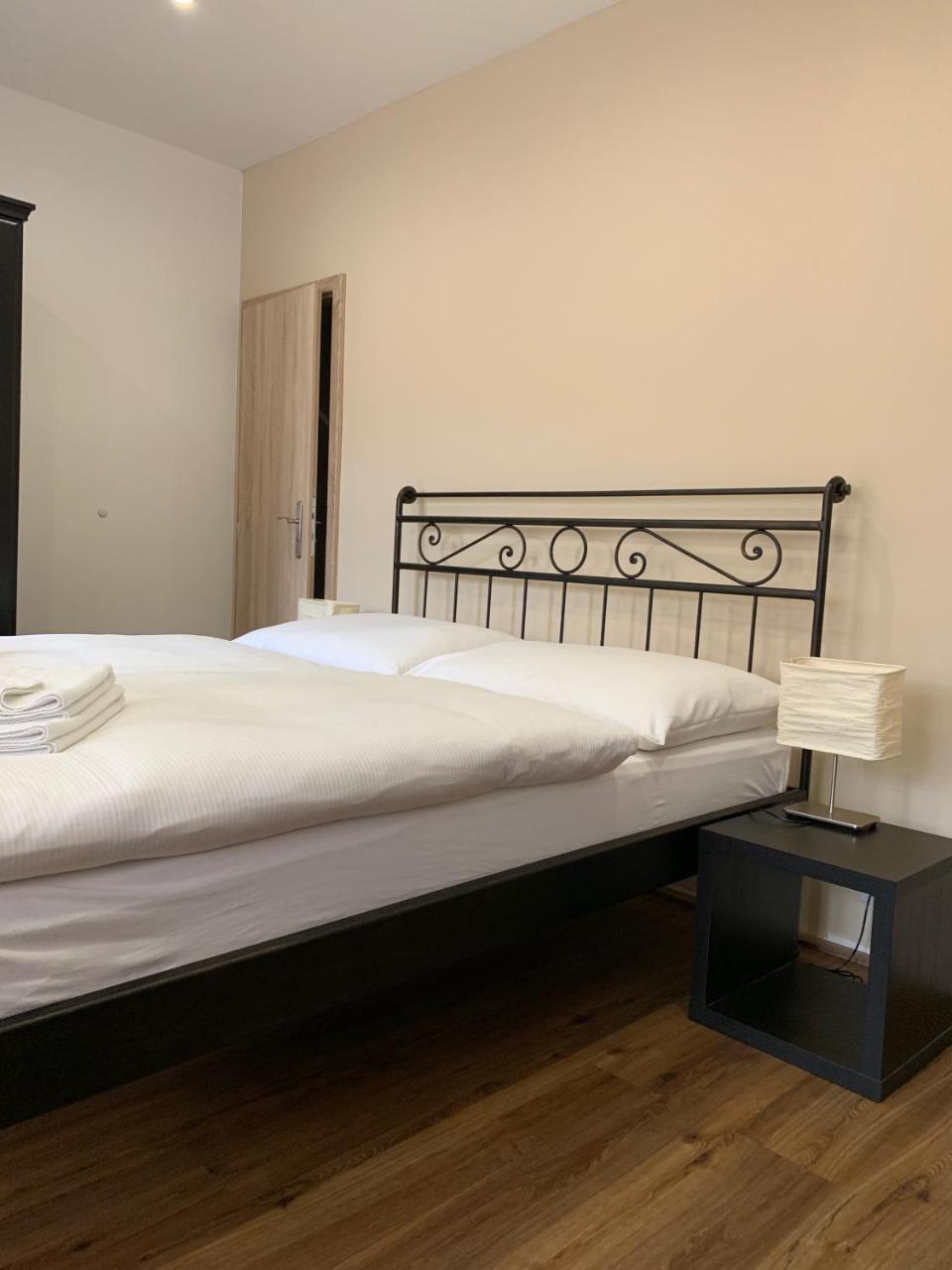 Apartma La Provence Mariánské Lázně Exteriör bild